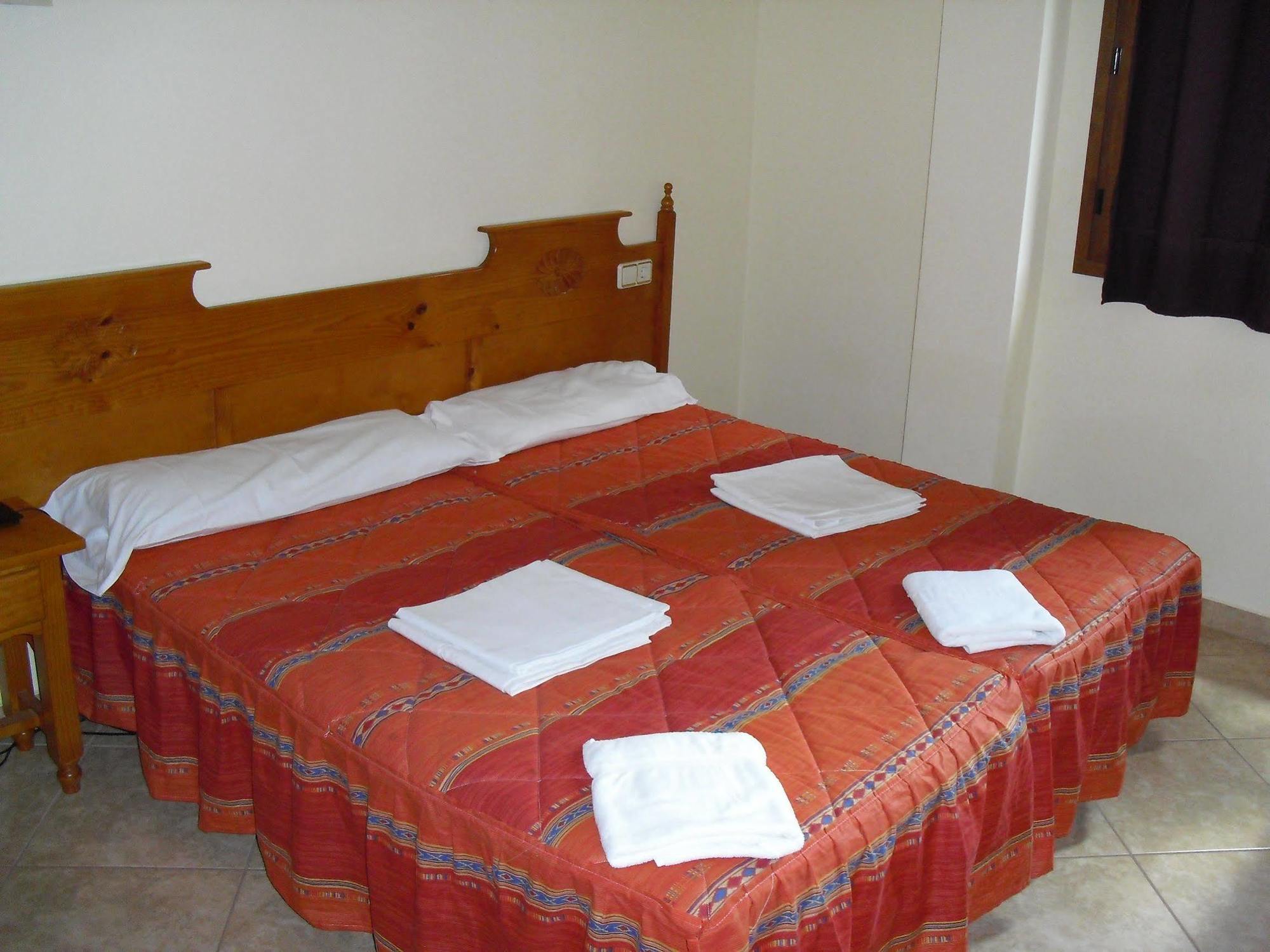 Apartamentos Anem 3000 Arans Εξωτερικό φωτογραφία